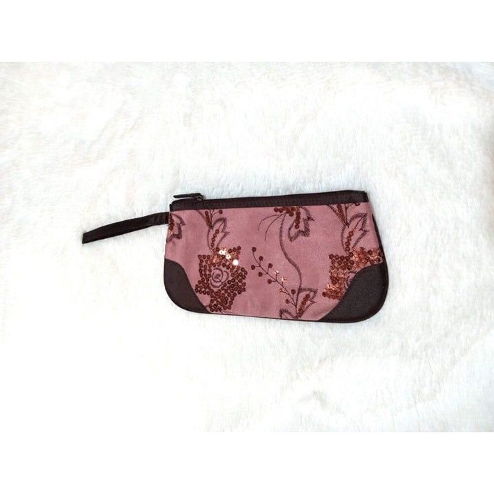 Women's Lovely Wristlet Bag with Zip Closure & Floral Sequin Details - NEW!!! - Picture 4 of 4